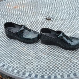 Dansko clog
